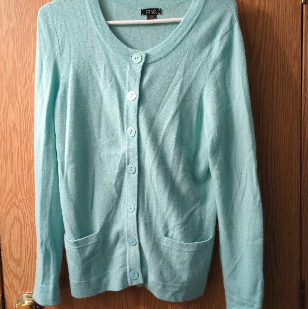 prive  100% cashmere cardigan with pockets size medium